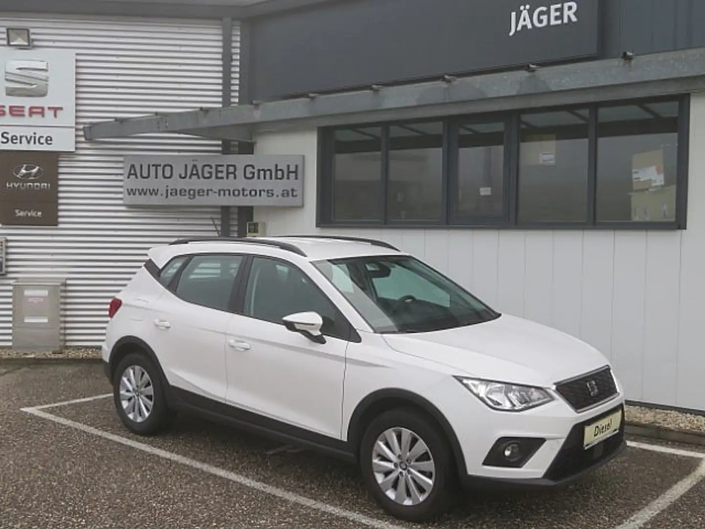 SEAT Arona 1,6 TDI Style Klimaautomatik Sitzhzg NAVI Weiß - 1