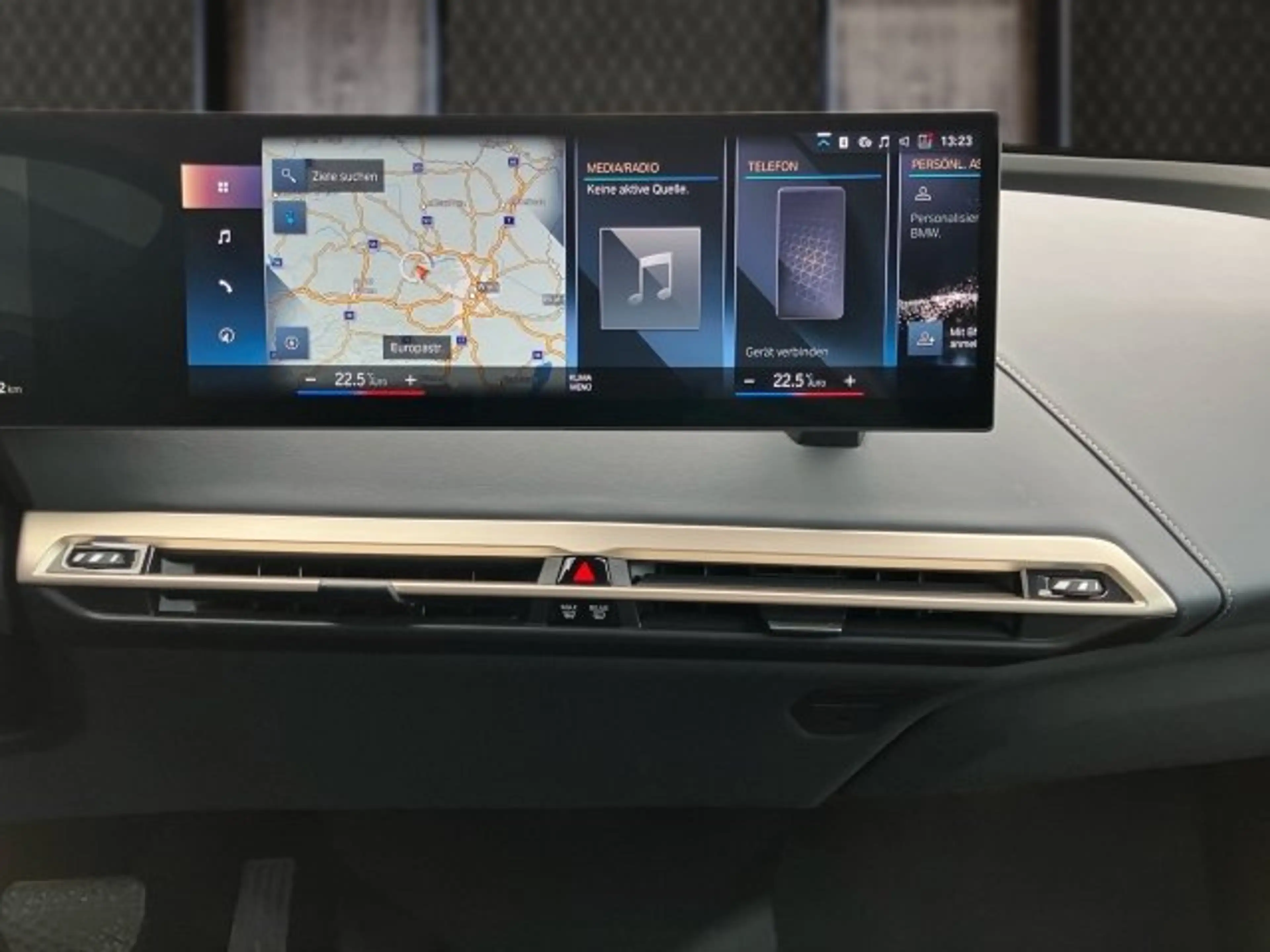 BMW iX xDrive40 I20 XE2 — photo 5