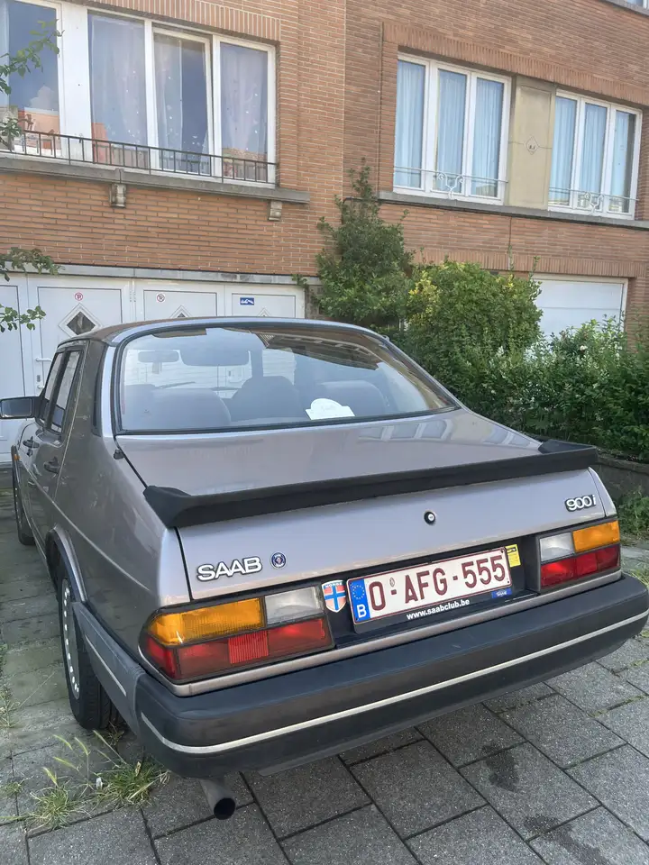 Saab 900, foto 8