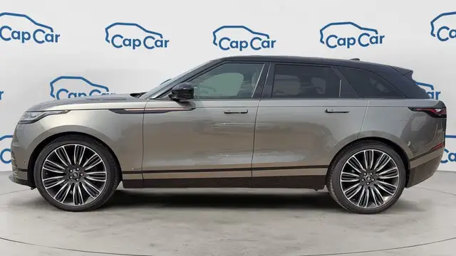 Land Rover Range Rover Velar view 2