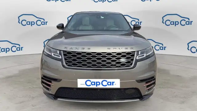 Land Rover Range Rover Velar view 5
