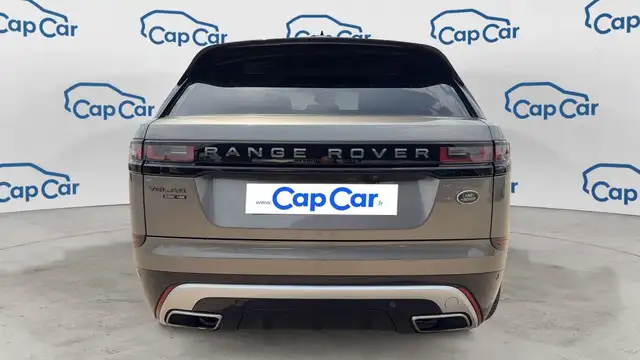 Land Rover Range Rover Velar view 3