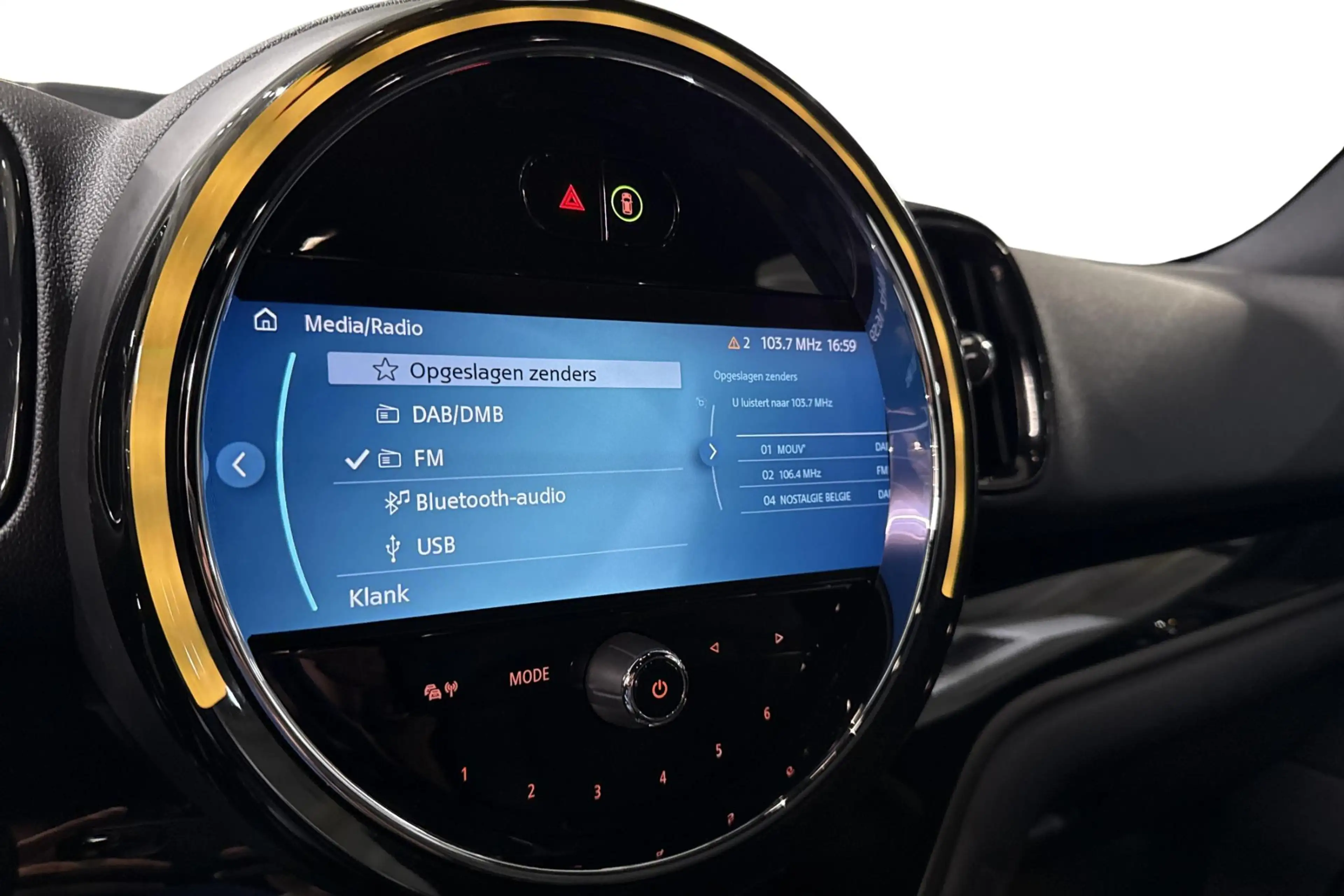 MINI Cooper Countryman (100 kW) — photo 15