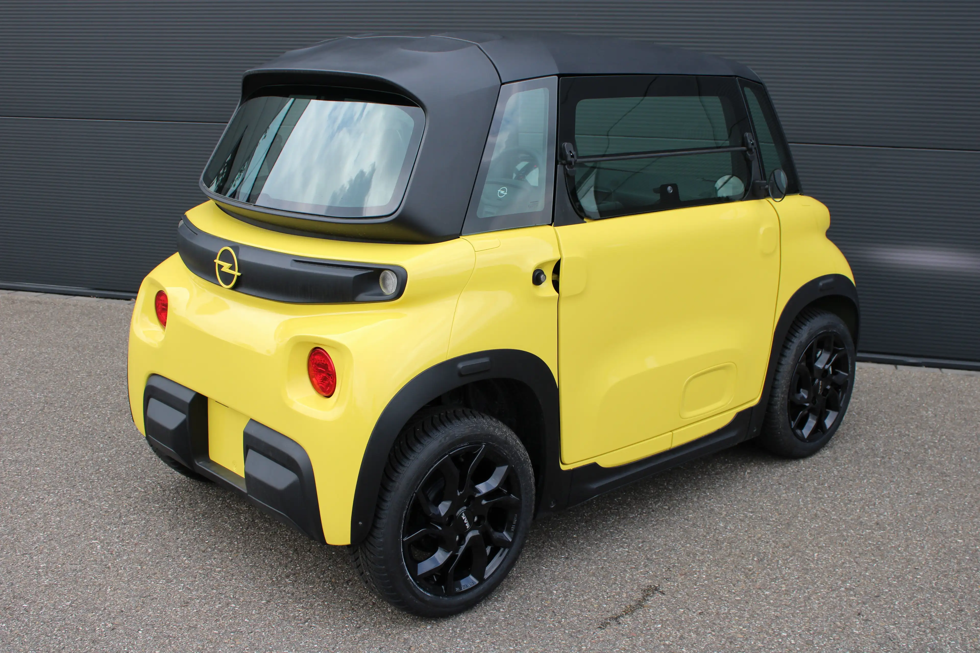 Opel Rocks-e GS | Special yellow edition | Nieuw | Black Pack | — photo 11