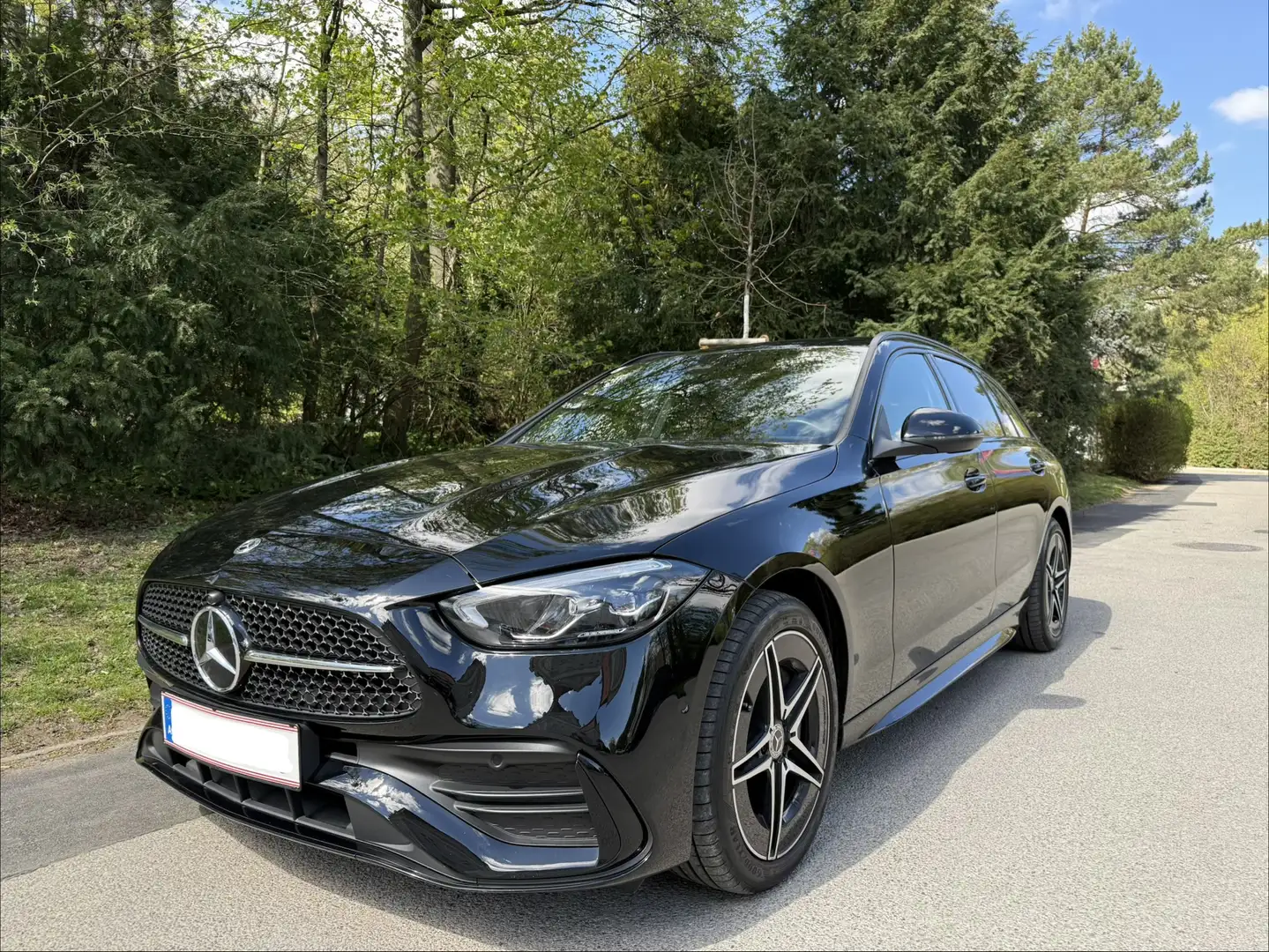 Mercedes-Benz C 300 e T PHEV AMG Line Advanced Schwarz - 1