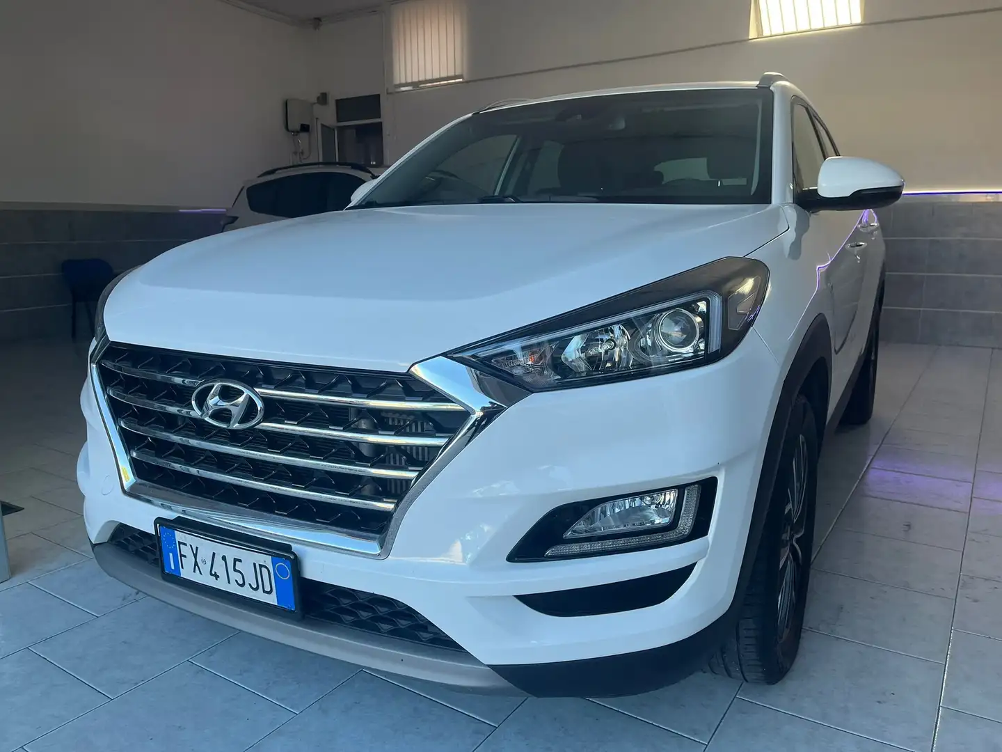 Hyundai TUCSON Tucson 1.6 crdi 48V Xprime Techno Pack 115cv my20 Bianco - 1
