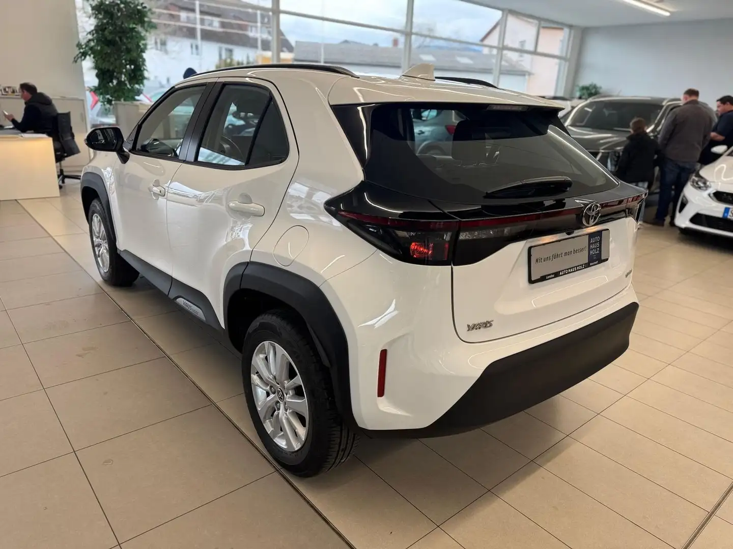 Toyota Yaris Cross 1.5 Hybrid Comfort 15-Jahre-Garantie Bianco - 2