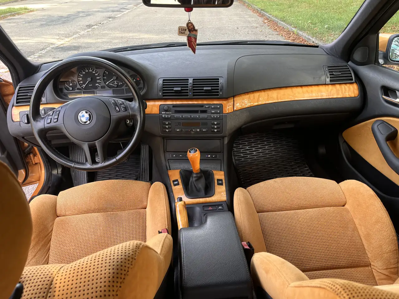 BMW 320i, foto 6