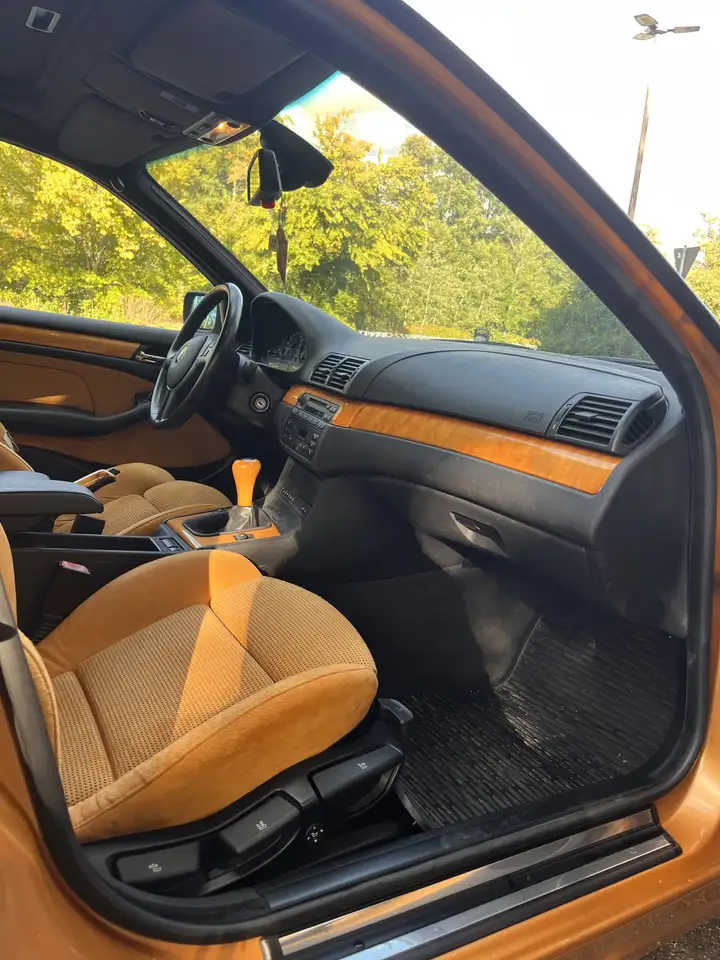 BMW 320i, foto 9