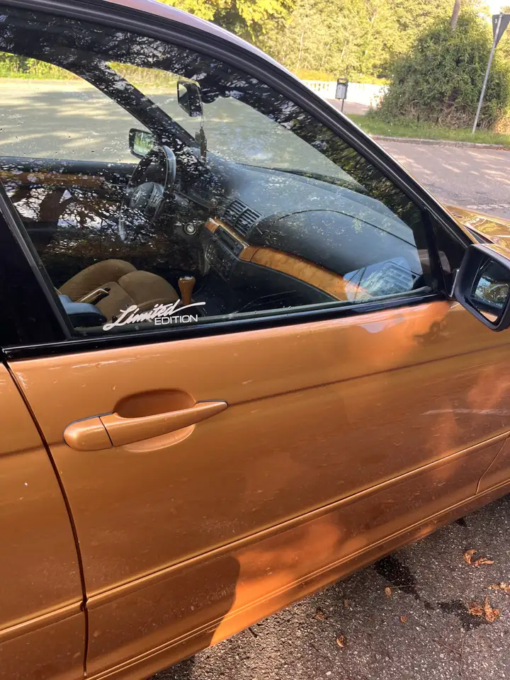 BMW 320i, foto 11