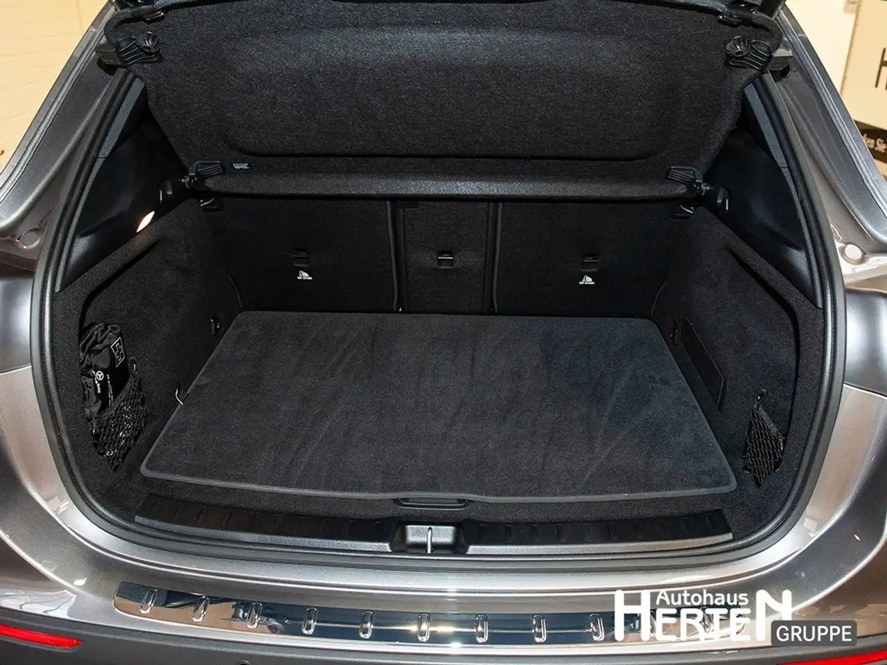 Mercedes-Benz GLA 180 PROGRESSIVE+WINTER.P+18"+AMBI+R.KAMERA 15