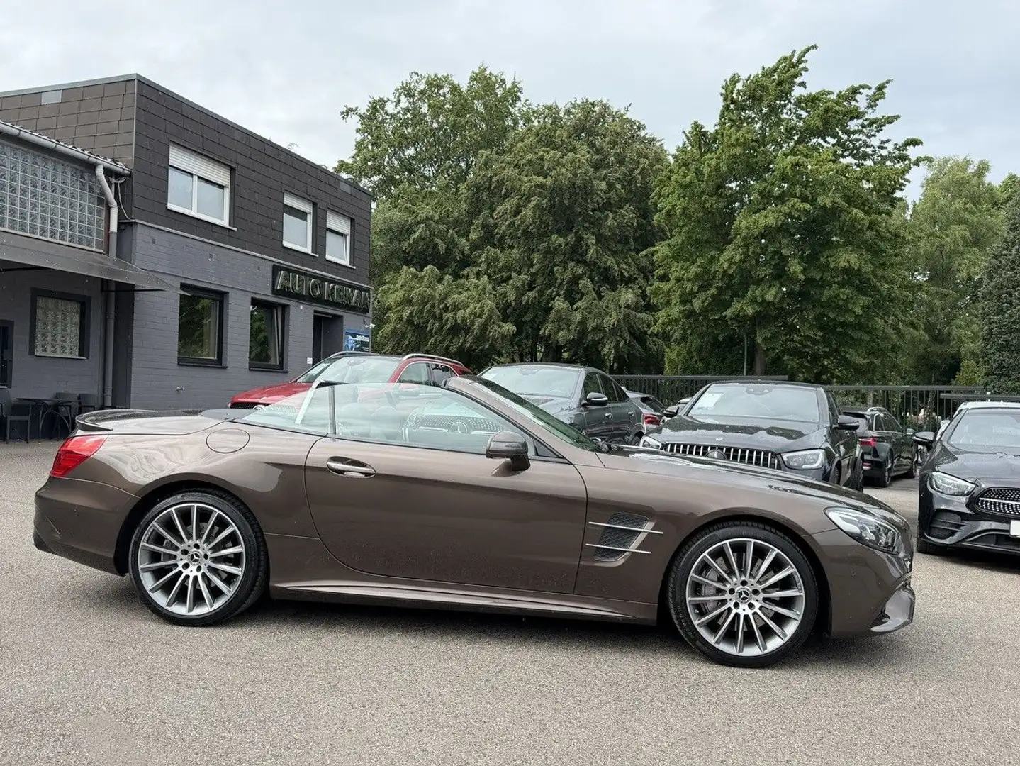 Mercedes-Benz SL 400 AMG Line DTR/Pano-MagicSky/Leder/Kamera Braun - 2