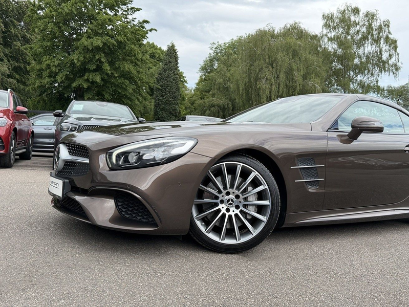 Mercedes-Benz SL 400 AMG Line DTR/Pano-MagicSky/Leder/Kamera — photo 12