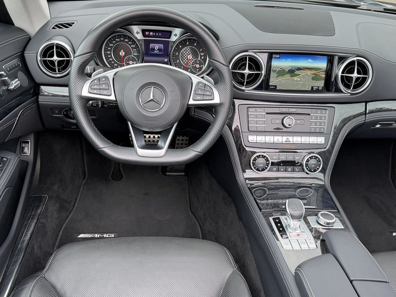 Mercedes-Benz SL 400 AMG Line DTR/Pano-MagicSky/Leder/Kamera — photo 6