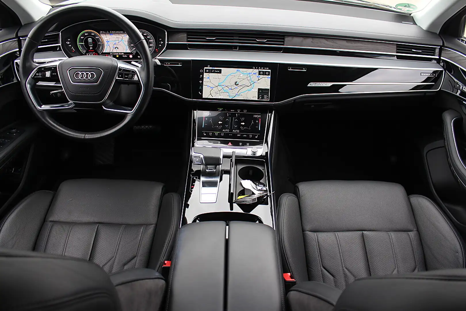 Audi A8 60 TFSI e PHEV quattro Schiebedach, ACC, Massag... Schwarz - 2