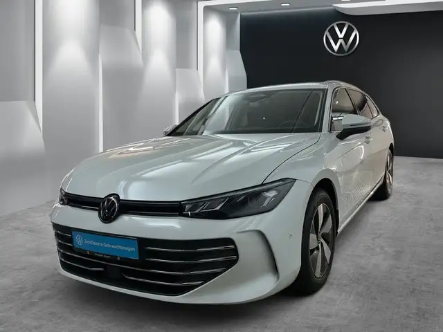 Volkswagen Passat Variant 1.5eTSI DSG Business AHK LED RFK