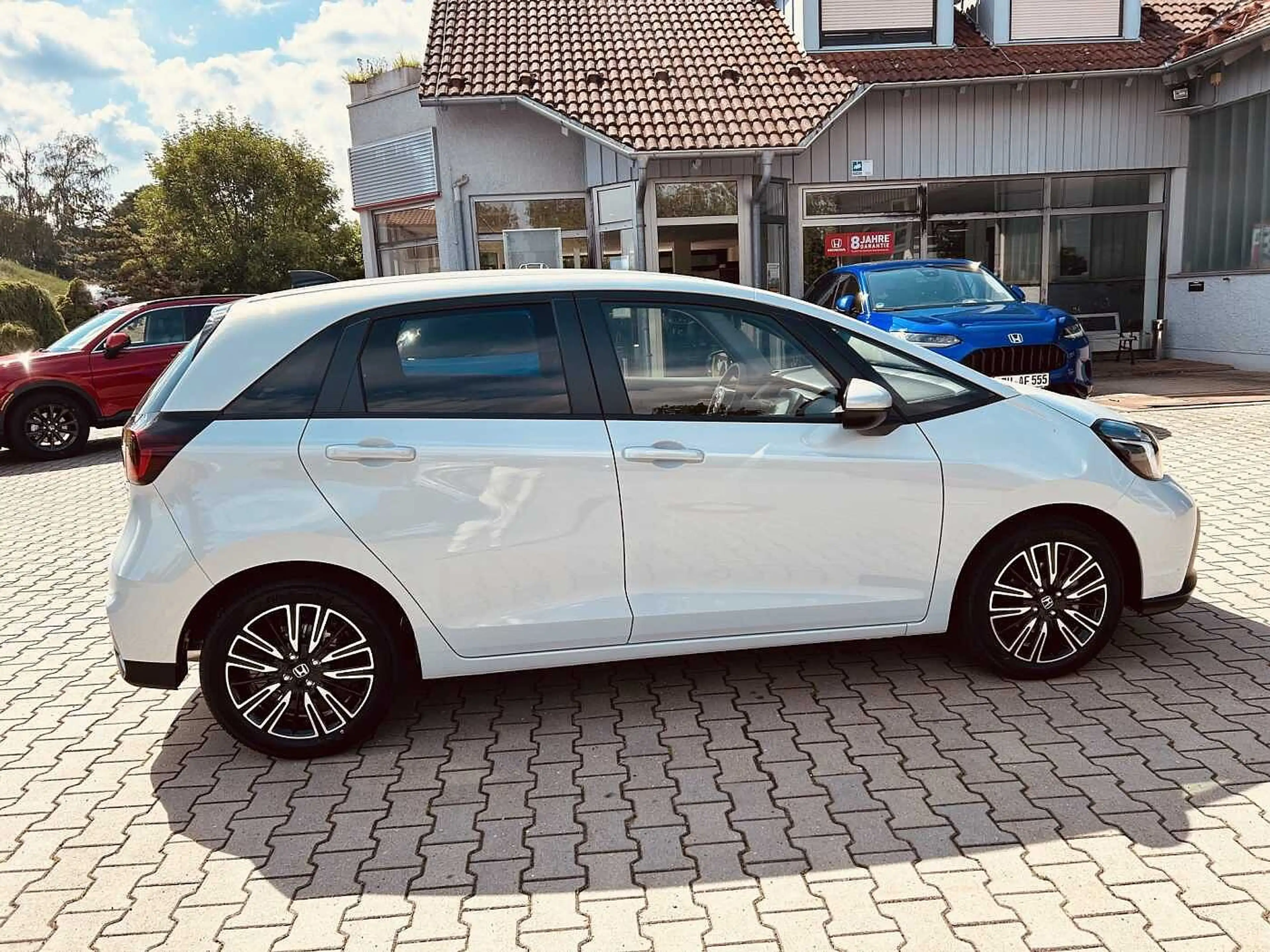 Honda Jazz Hybrid e:HEV 1.5 i-MMD Advance — photo 8
