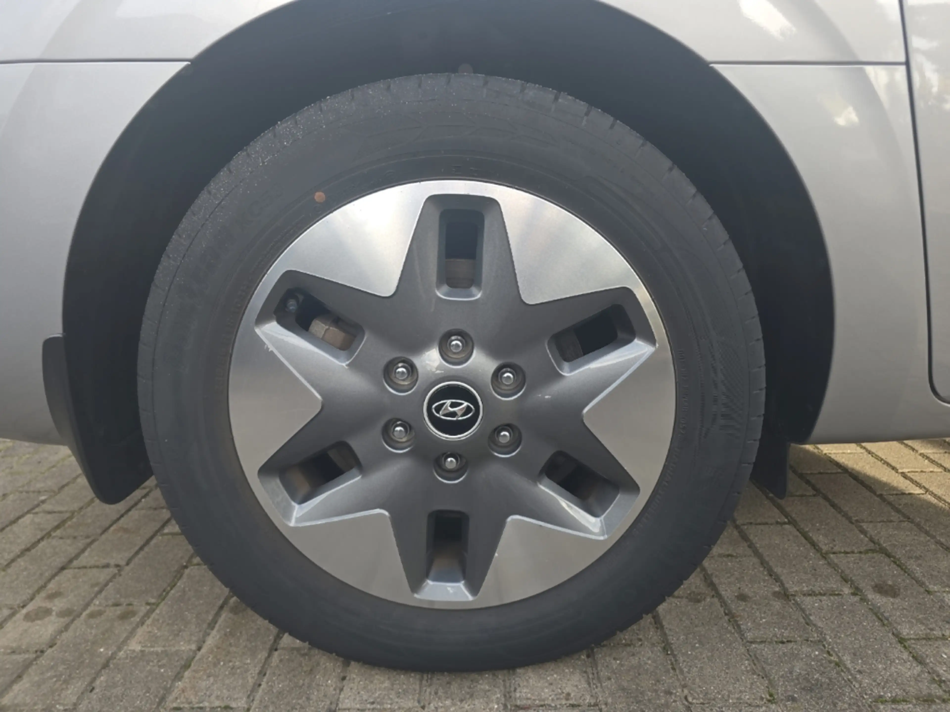 Hyundai STARIA Prime EU6d DPF 9-Sitzer (MJ23) 2.2 CRDi 8 A T 4WD — photo 6