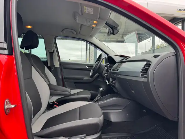 Skoda Fabia view 8