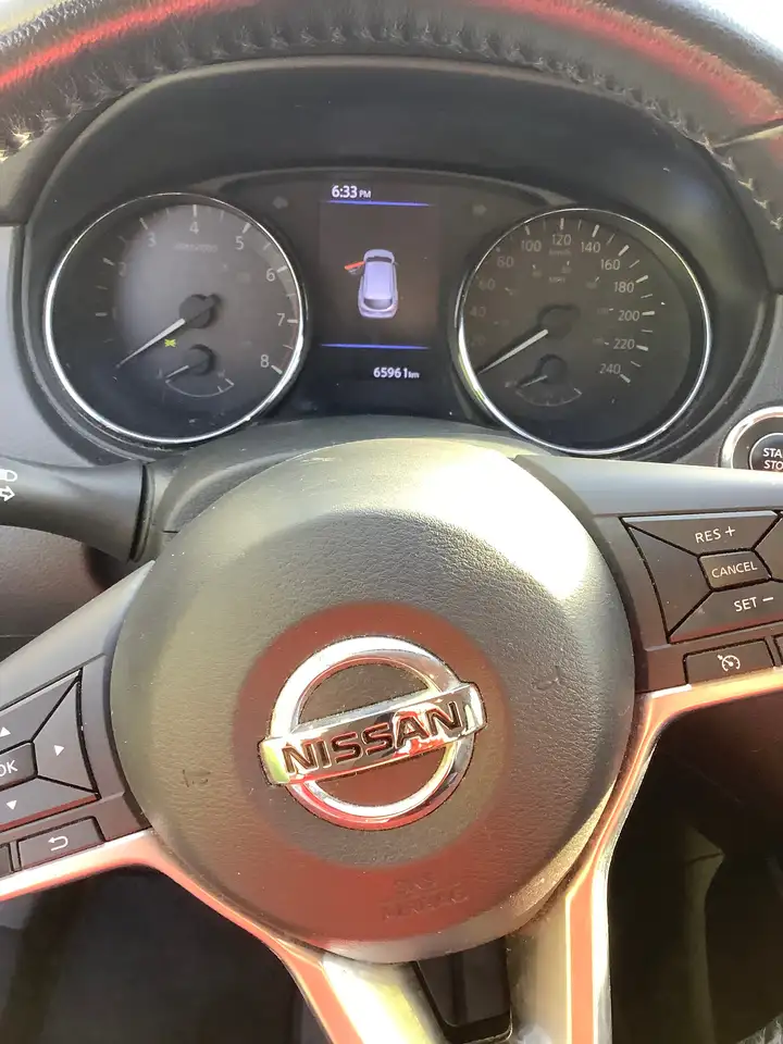 Nissan Qashqai снимка Nissan Qashqai