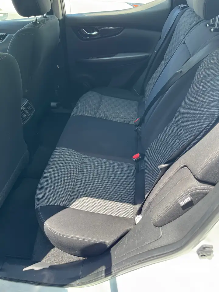 Nissan Qashqai снимка Nissan Qashqai