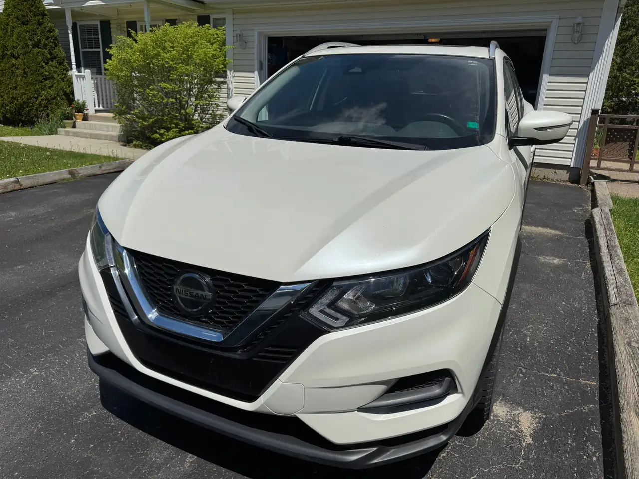 Nissan Qashqai снимка Nissan Qashqai