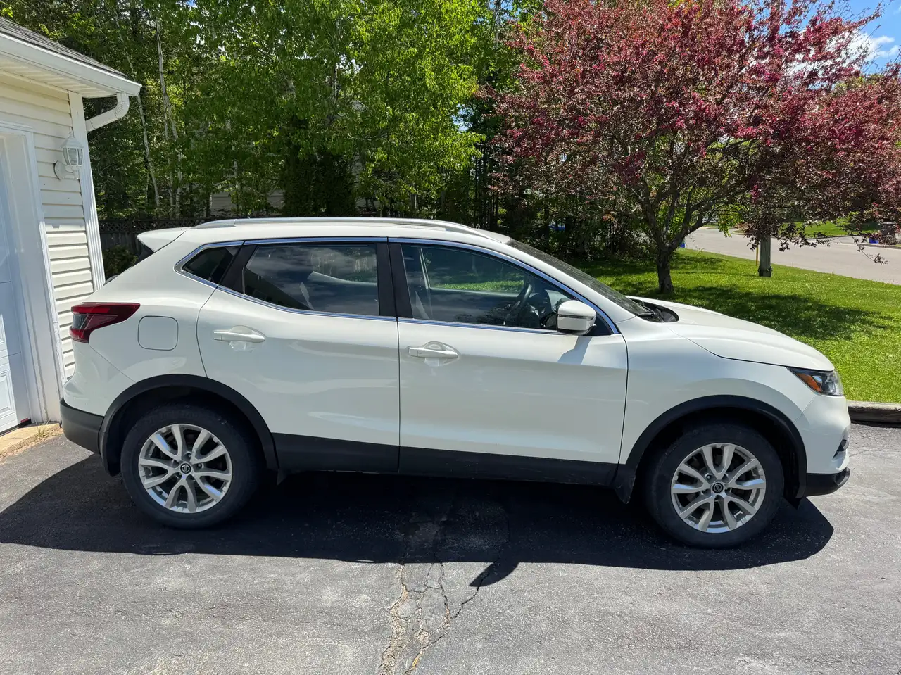 Nissan Qashqai снимка Nissan Qashqai