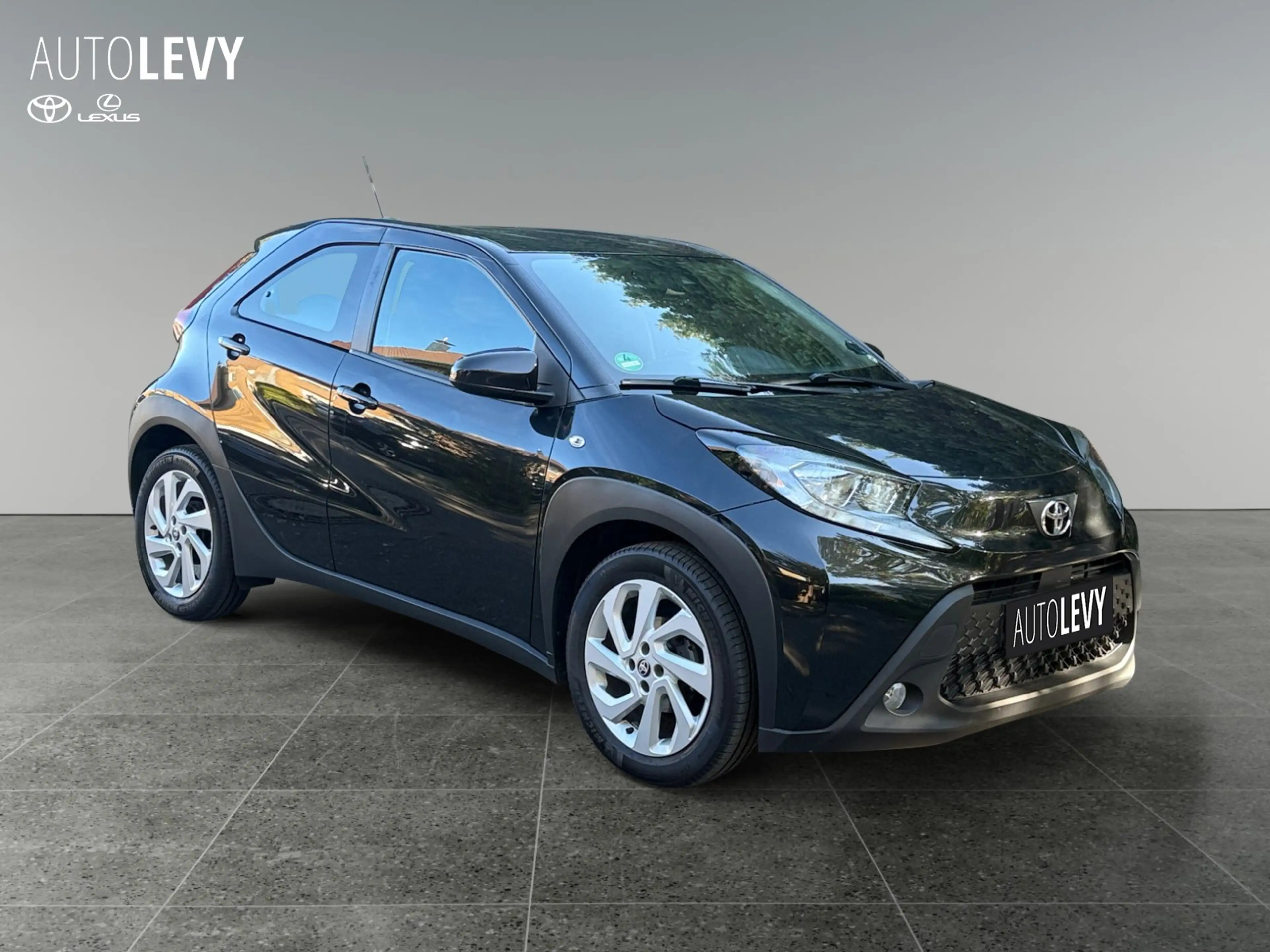 Toyota Aygo X Aygo 1.0 Play Kamera+Kamera+ACC+Navi+DynLicht — photo 8
