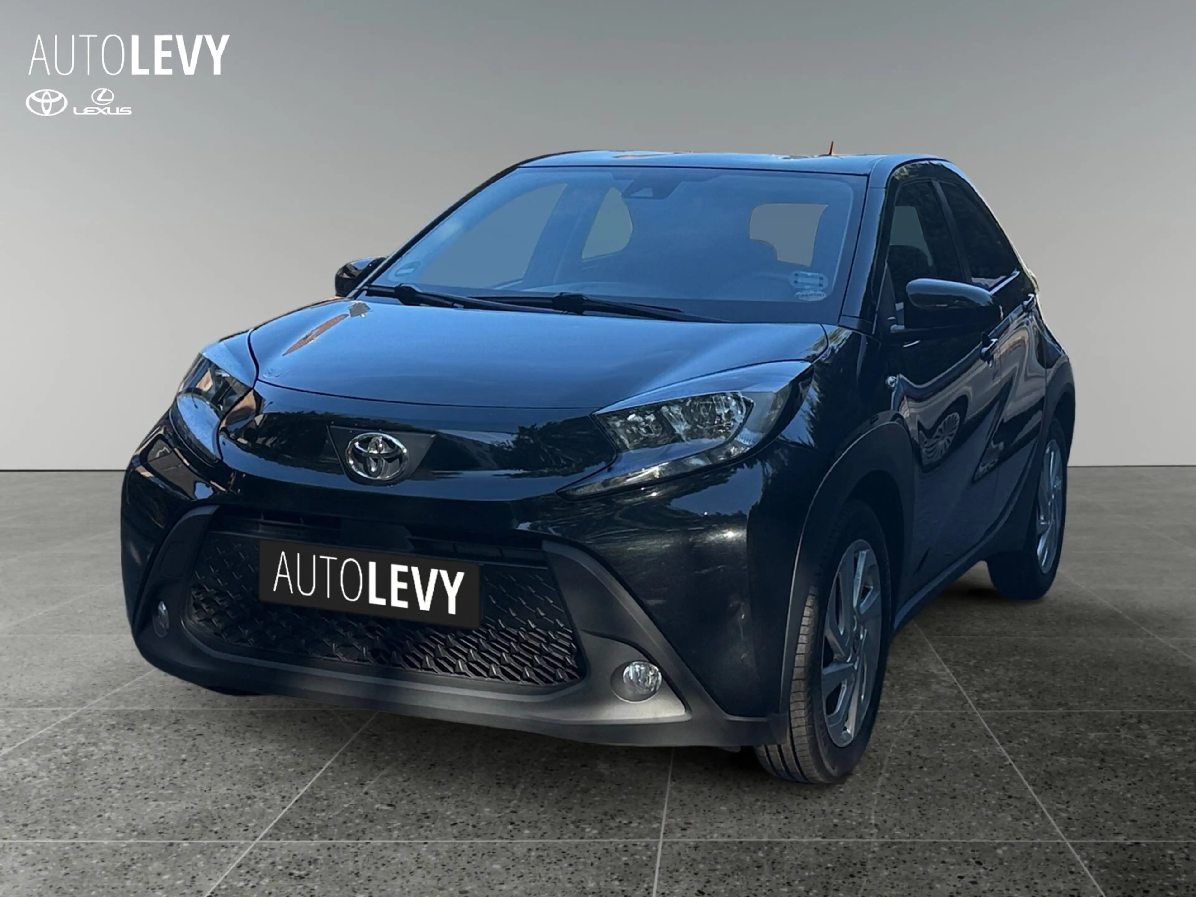 Toyota Aygo X Aygo 1.0 Play Kamera+Kamera+ACC+Navi+DynLicht — photo 2