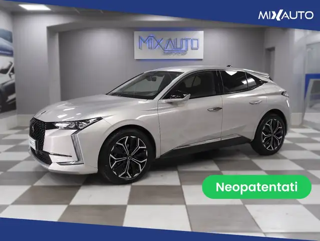 DS Automobiles DS 4