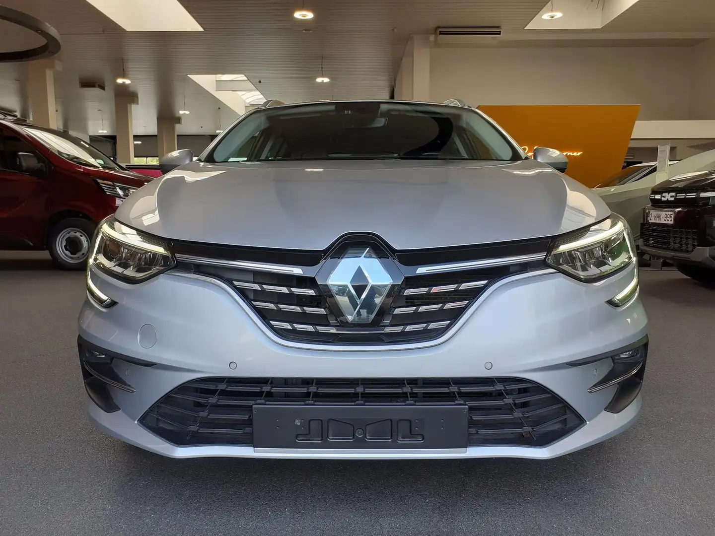 Renault Megane Techno TCe 140 EDC / Valckenier Aalst Argent - 2