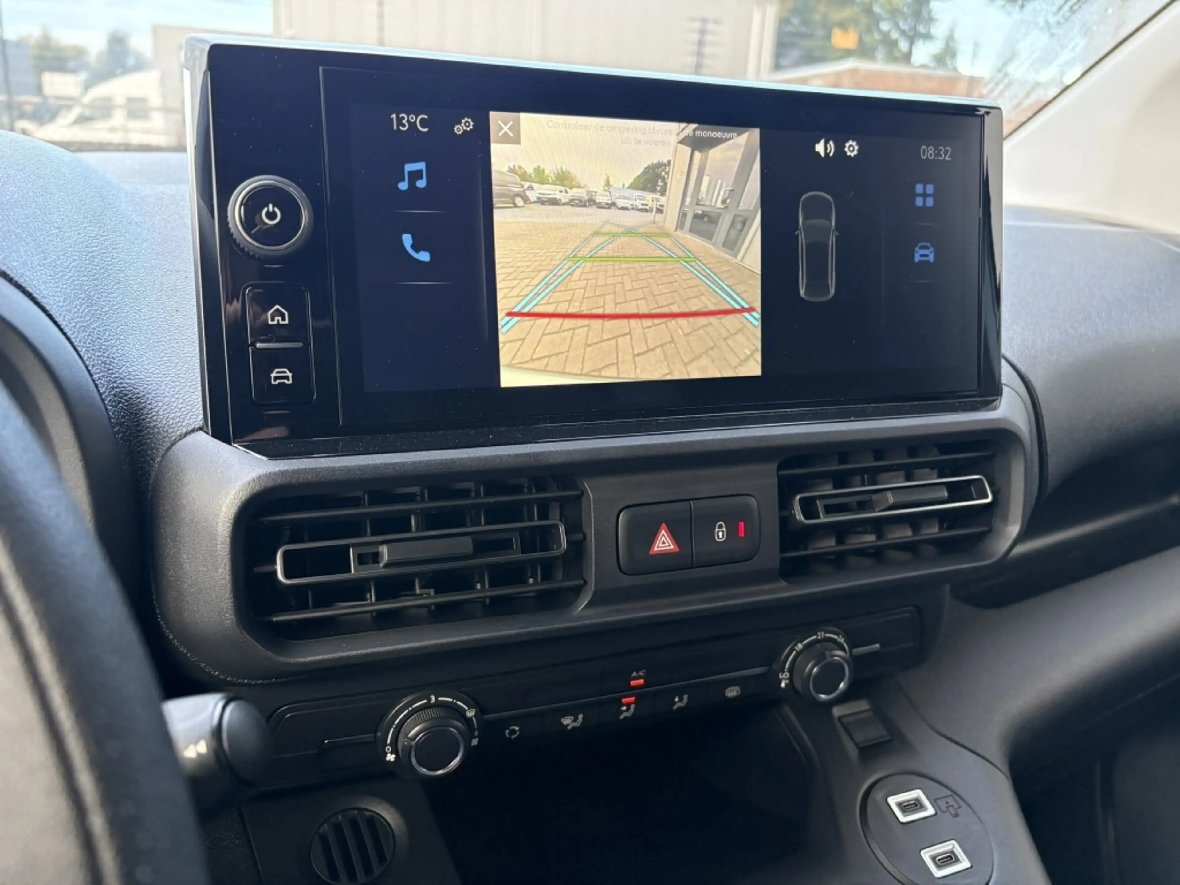 Toyota Proace City Electric 50 kWh Long | 3-pers | Camera | Carplay — photo 10
