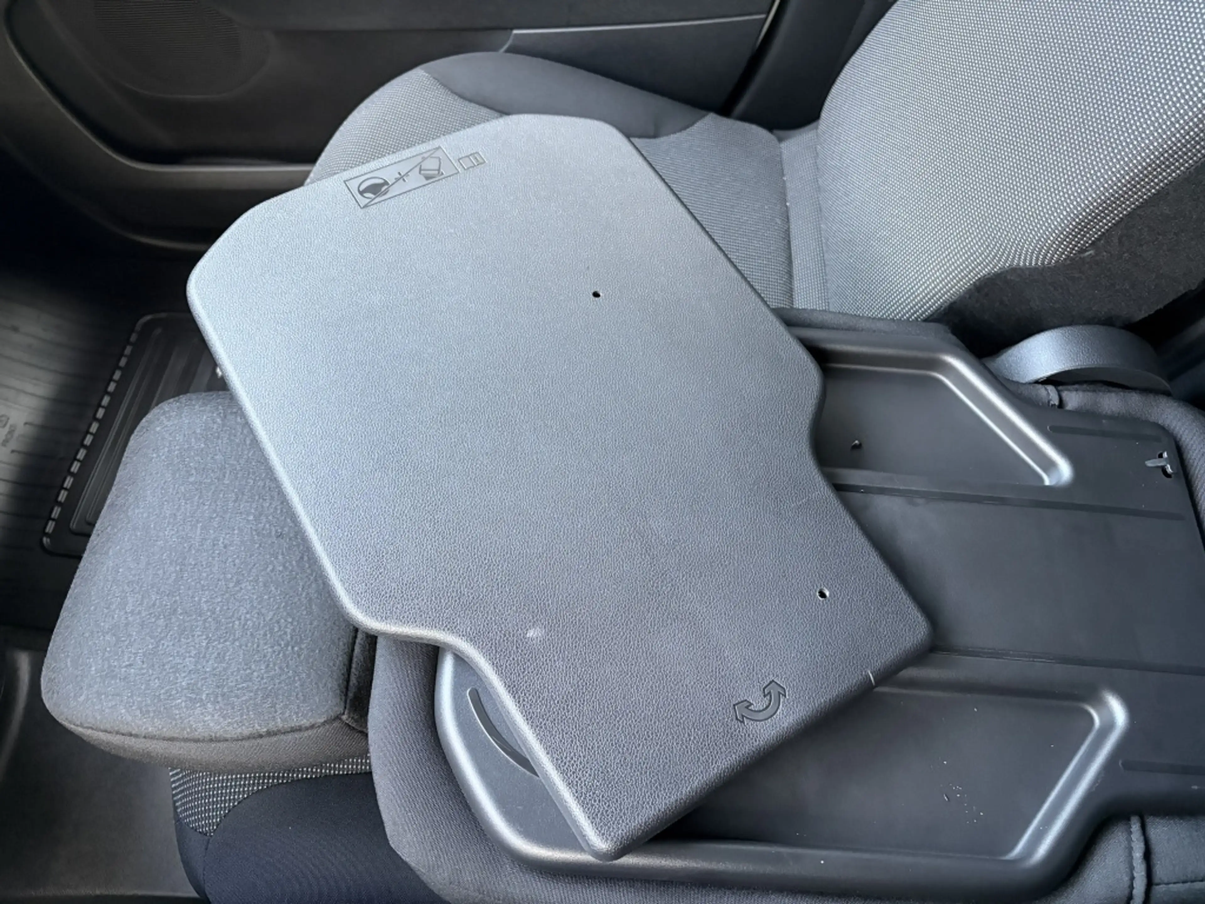 Toyota Proace City Electric 50 kWh Long | 3-pers | Camera | Carplay — photo 14