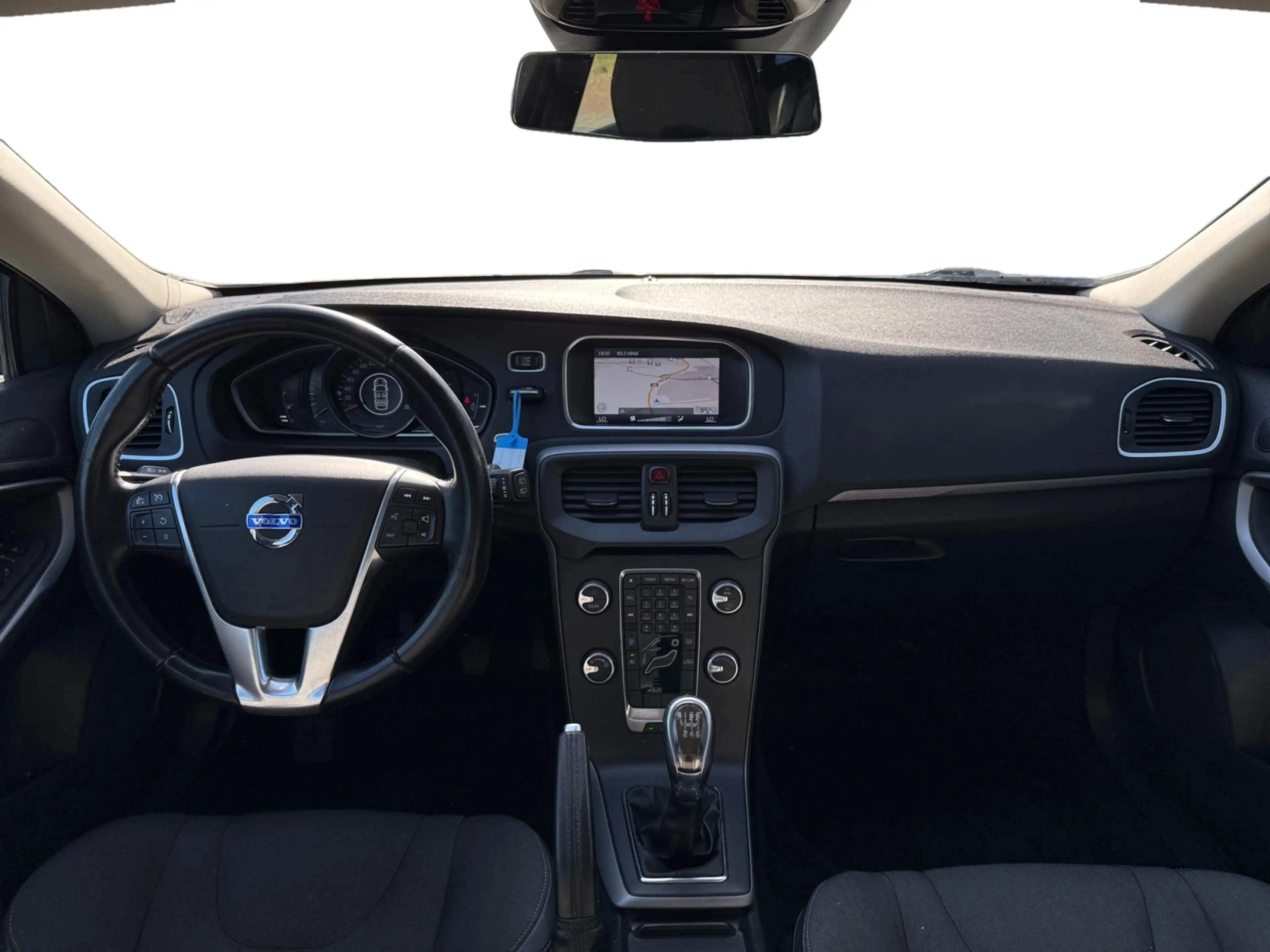 Volvo V40 Cross Country 1.6 T4 | Trekhaak | NAVI | PDC — photo 10
