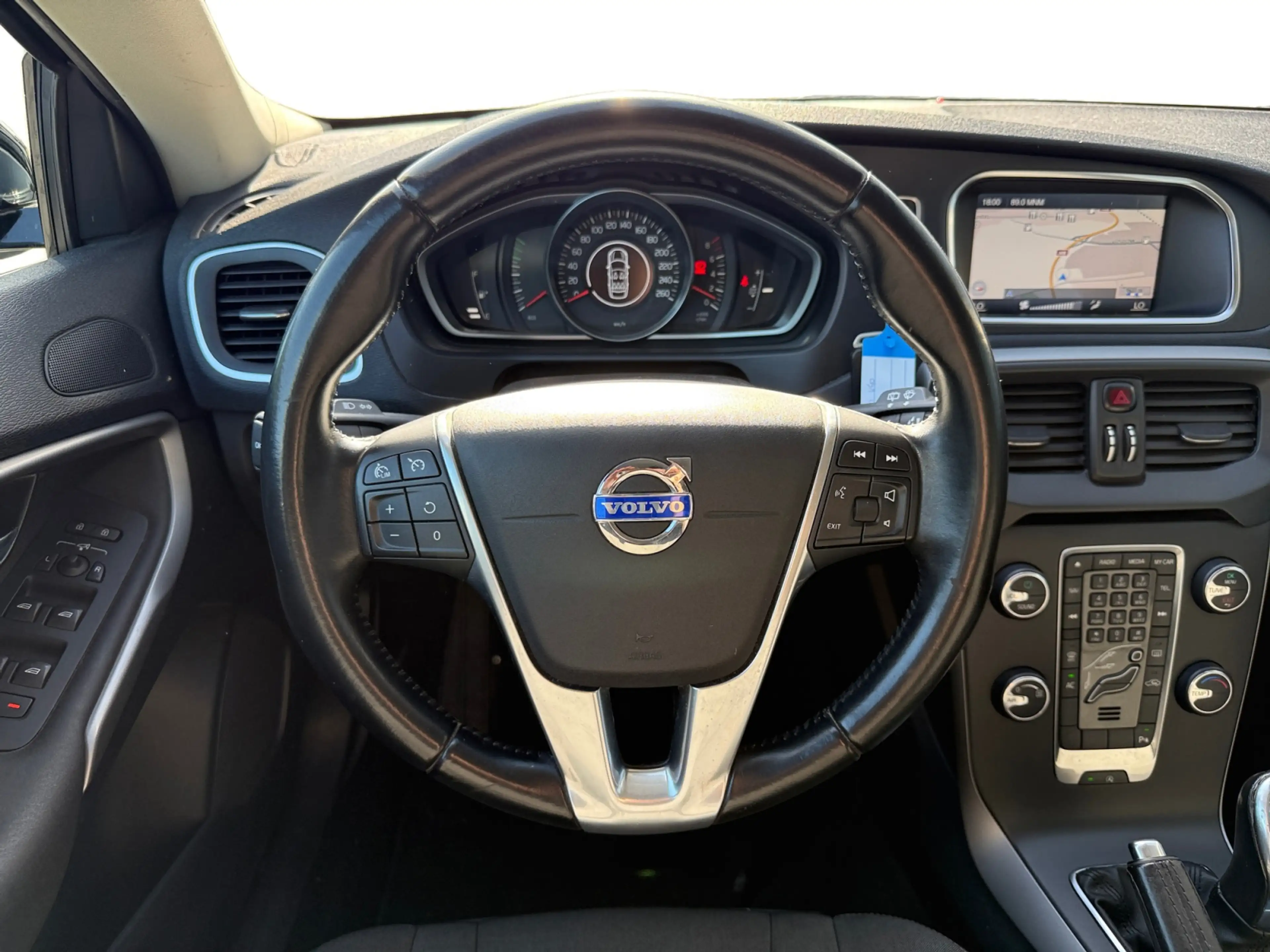 Volvo V40 Cross Country 1.6 T4 | Trekhaak | NAVI | PDC — photo 12