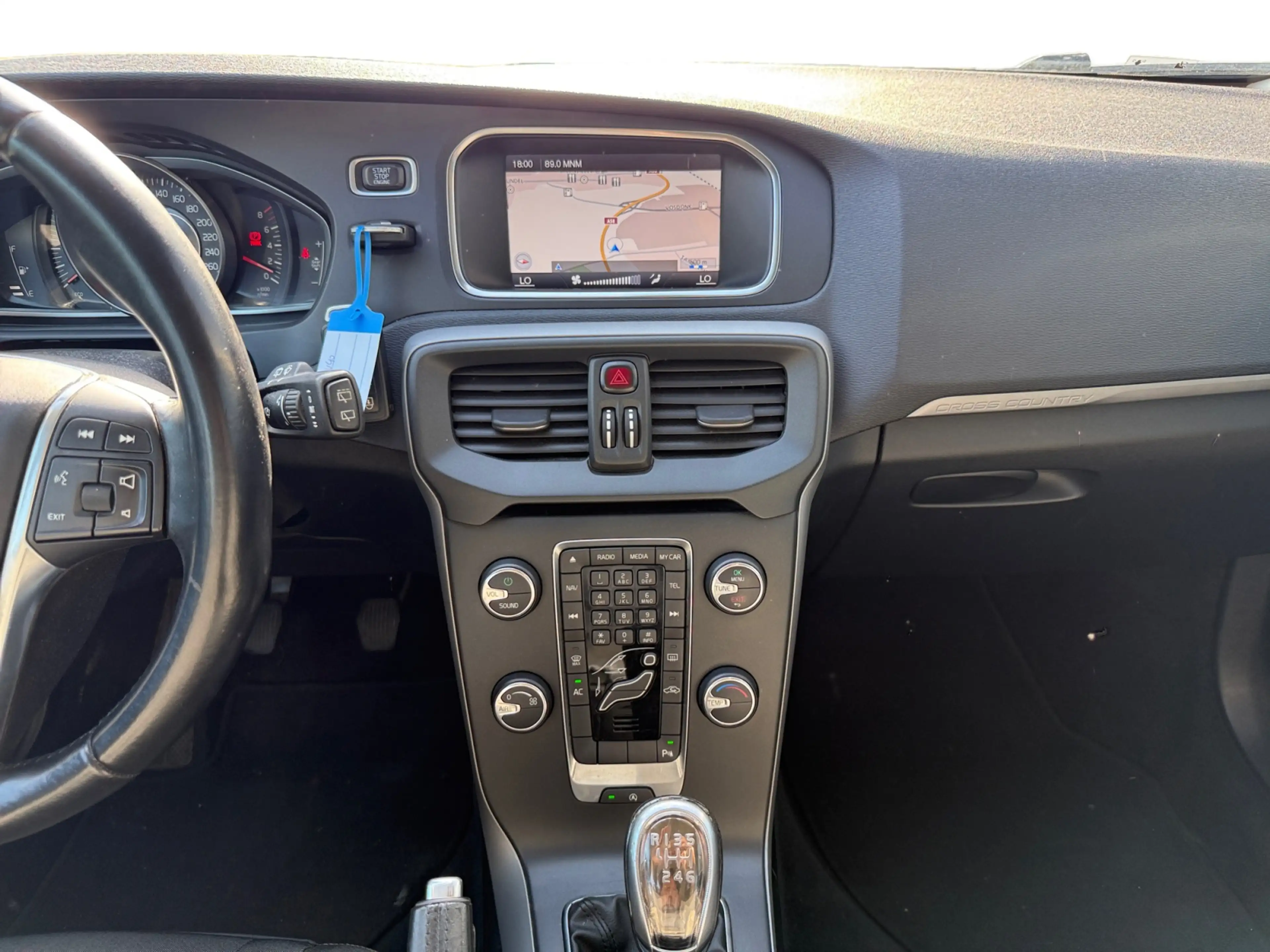 Volvo V40 Cross Country 1.6 T4 | Trekhaak | NAVI | PDC — photo 11