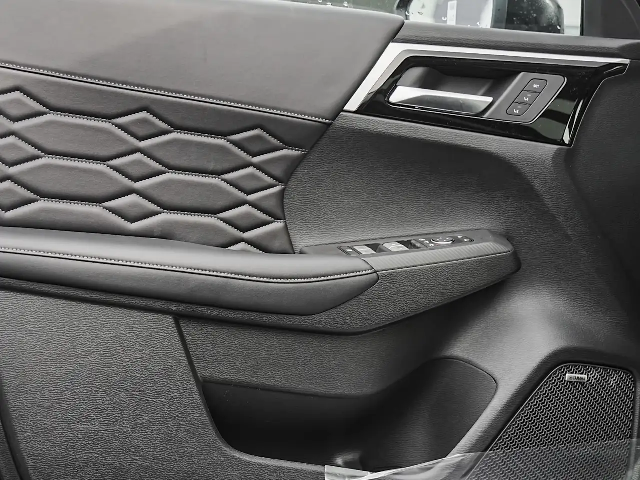 Mitsubishi Outlander fotografie Mitsubishi Outlander