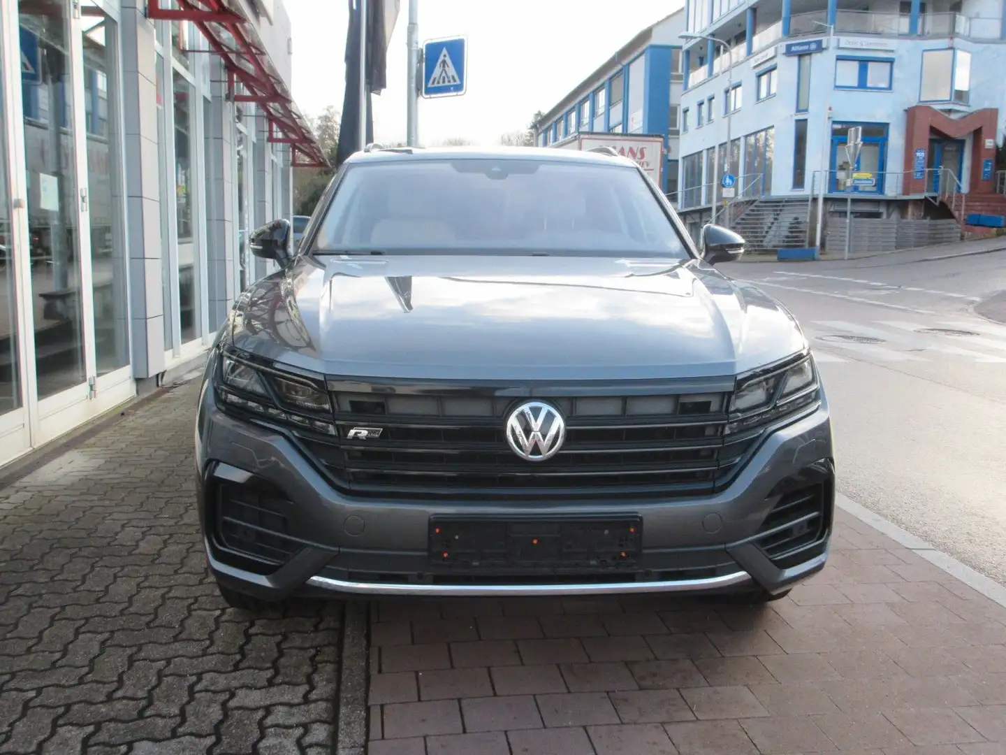 Volkswagen Touareg Elegance 4Motion R Line 3.0V6 TDI Grau - 2