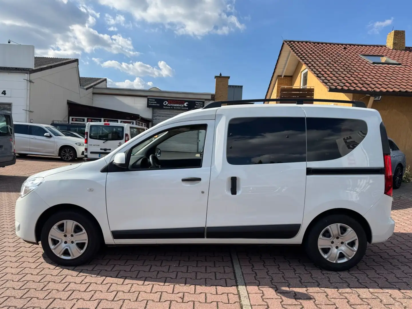 Dacia Dokker Laureate NAVI+AHK+FLÜGELTÜR+TEMP+SHZ+ Blanc - 2