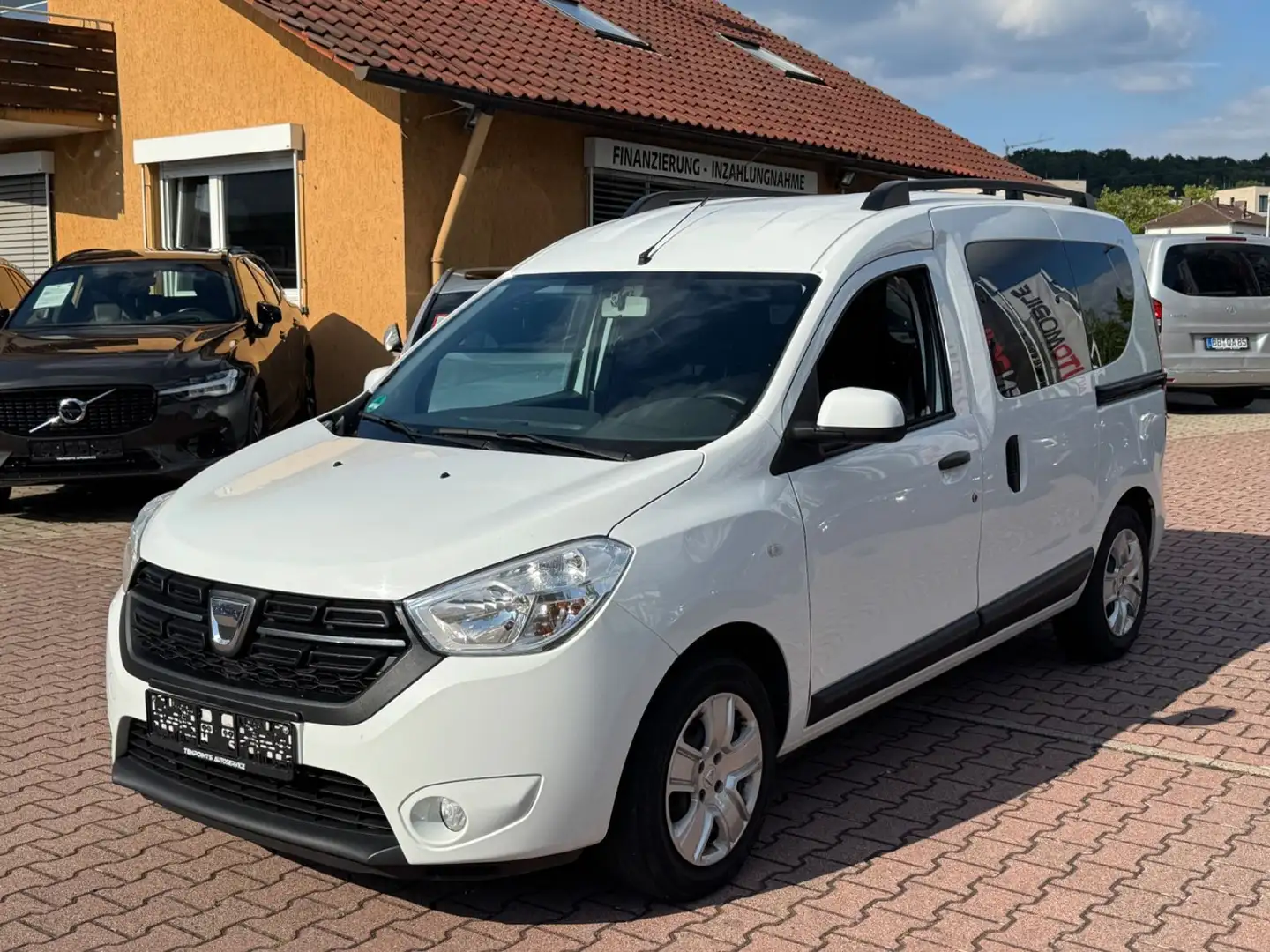 Dacia Dokker Laureate NAVI+AHK+FLÜGELTÜR+TEMP+SHZ+ Blanc - 1
