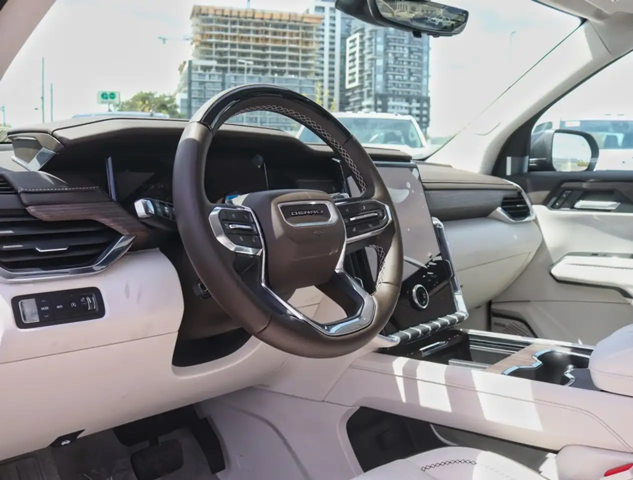 GMC Acadia снимка GMC Acadia