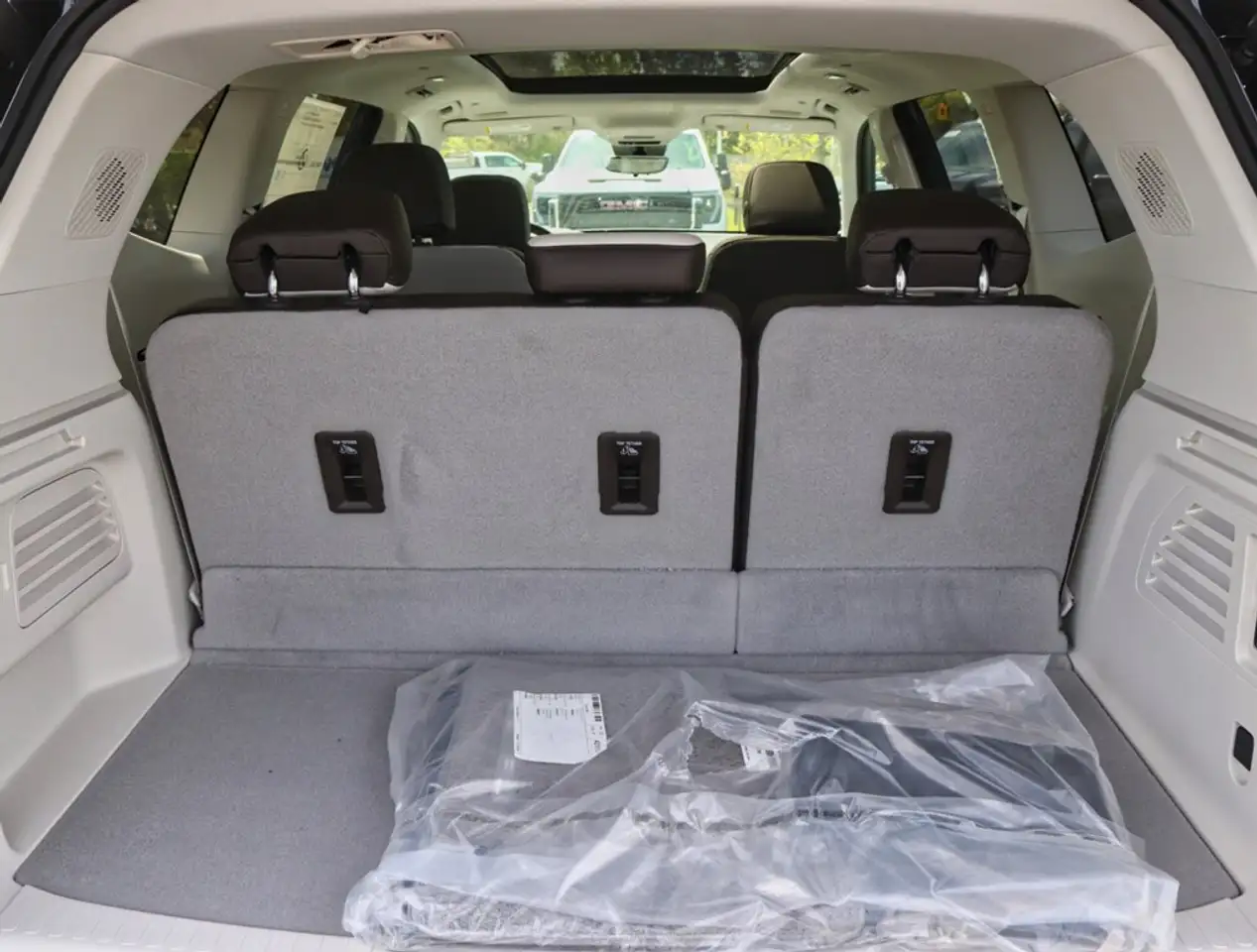 GMC Acadia снимка GMC Acadia