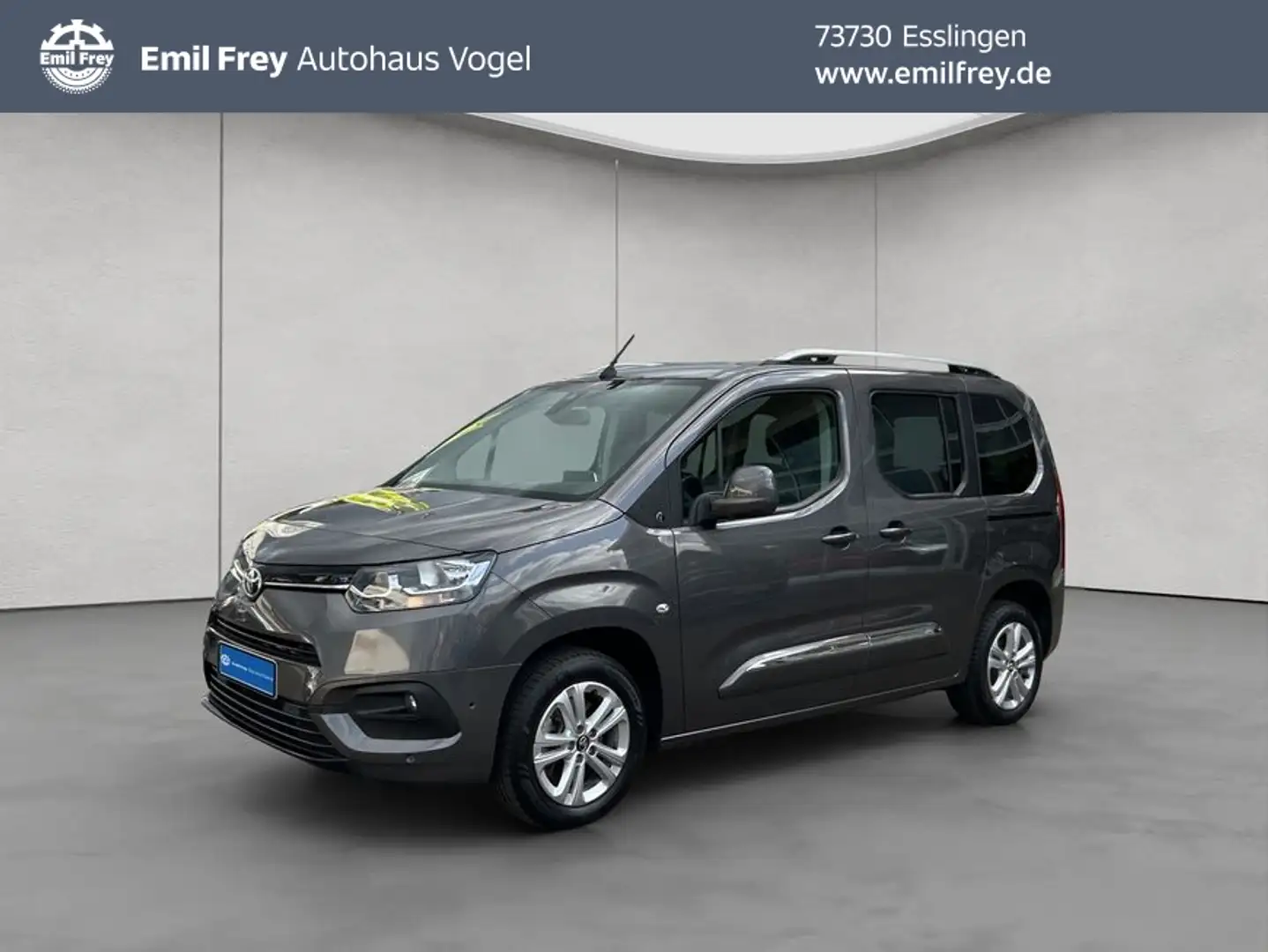 Toyota Proace City 1.2 Turbo L1 Aut Team D Grijs - 1