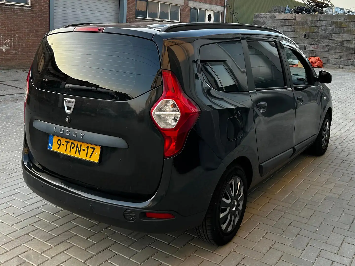 Dacia Lodgy Lodgy 1.2 TCe Ambiance 5p. Zwart - 2