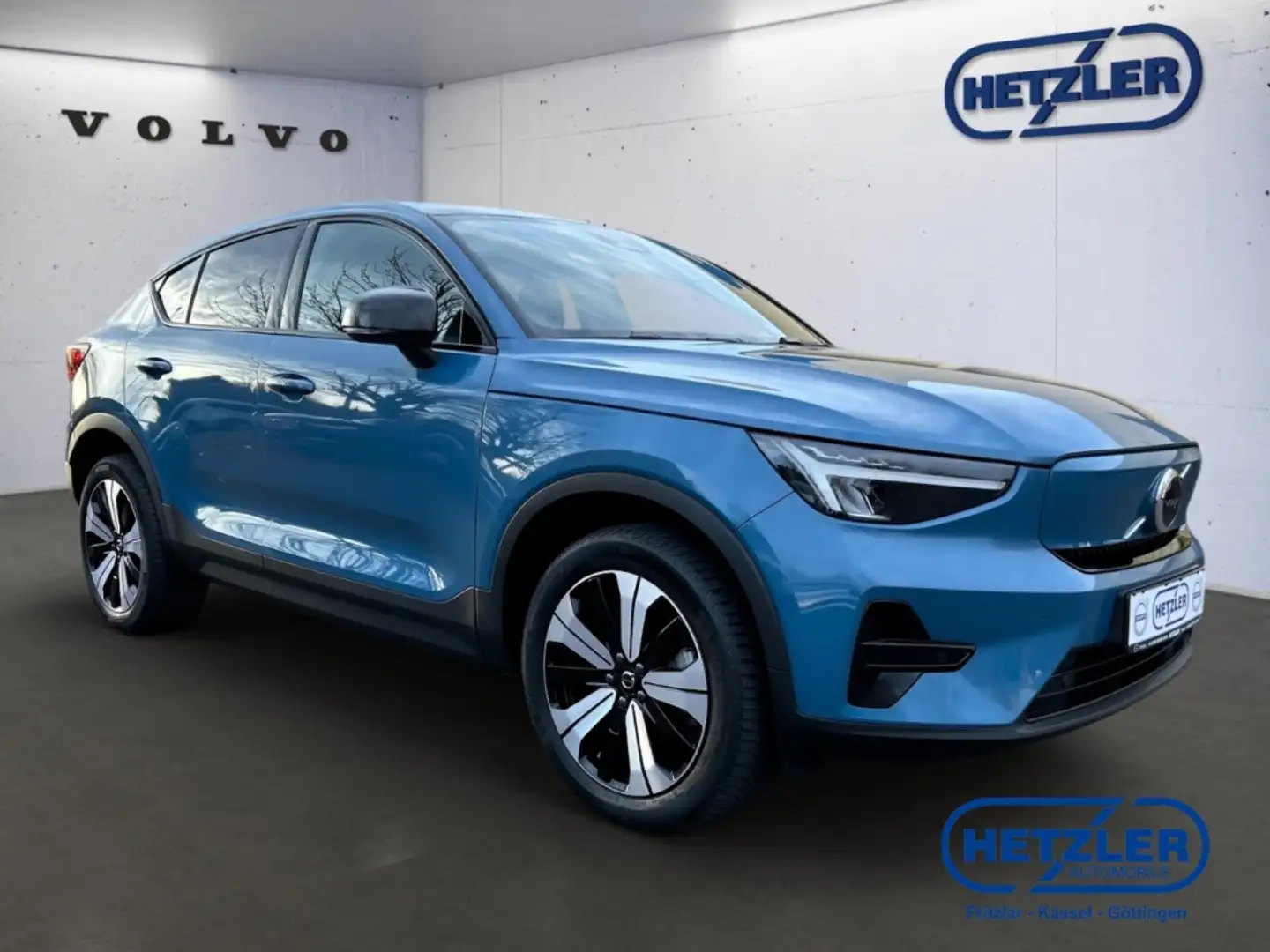 Volvo C40 Core Recharge Pure Electric 2WD StandHZG Panorama Bleu - 2