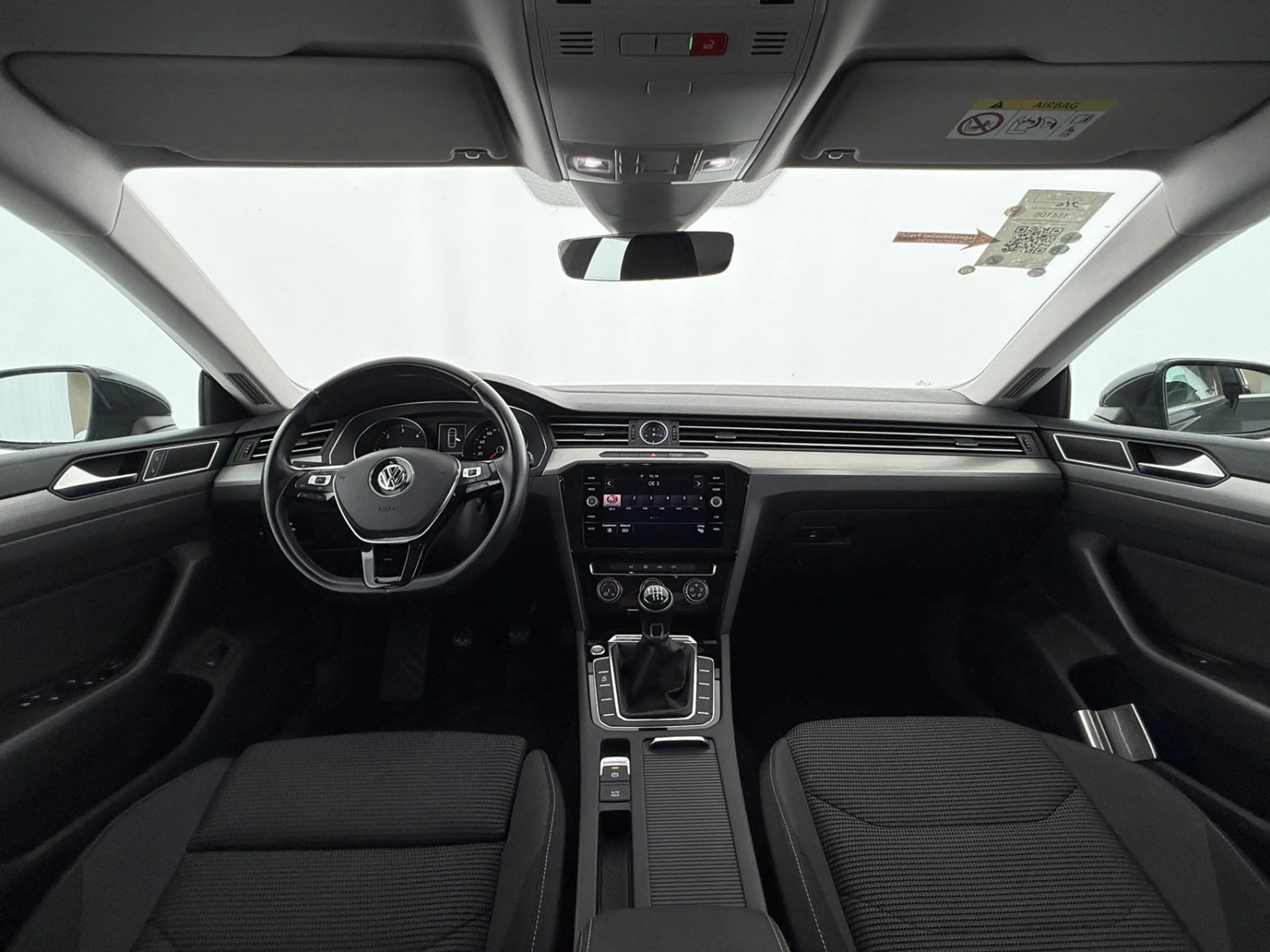 Volkswagen Arteon 2.0 TDI LED ASSIST TEMPOMAT KLIMA — photo 14