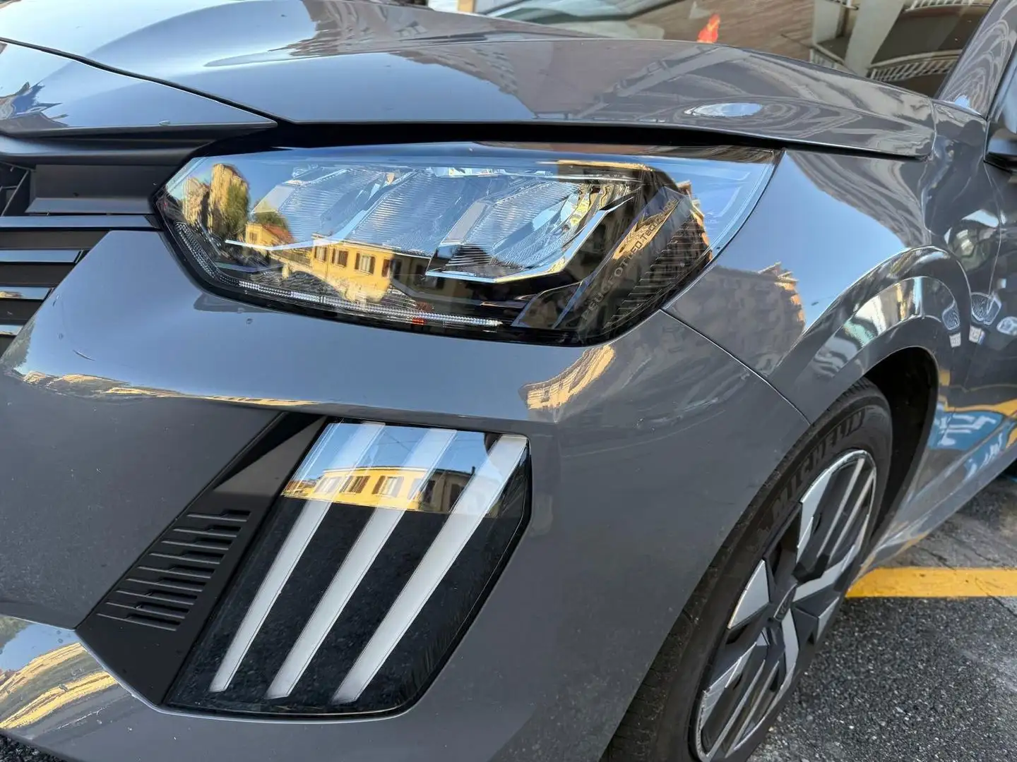 Peugeot 208 Active 1.2 PureTech 100 Grigio - 2