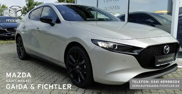 Mazda 3 e-SKYACTIV X 186PS AUTOMATIK HOMURA