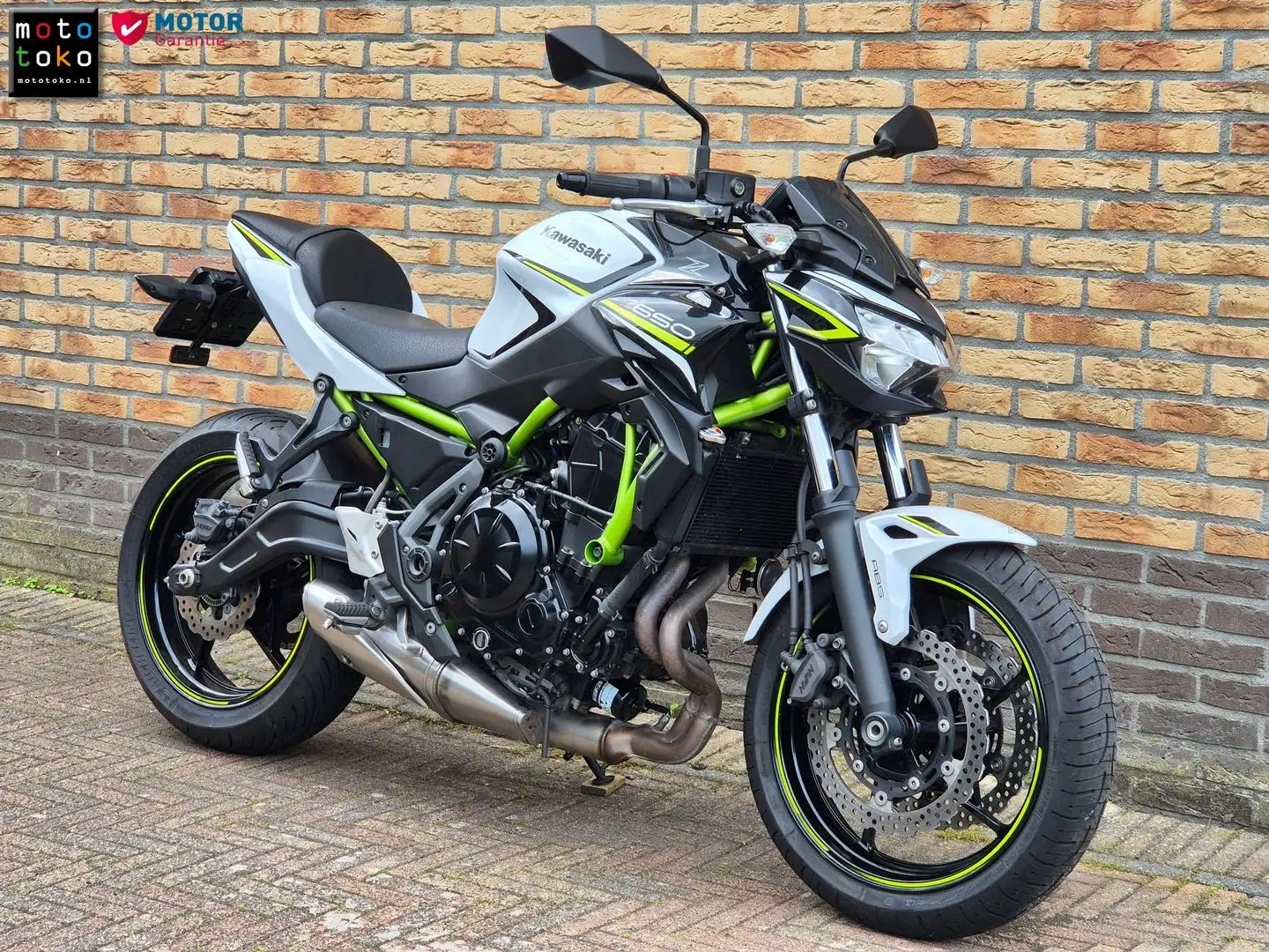Kawasaki Z 650 ABS Wit - 1