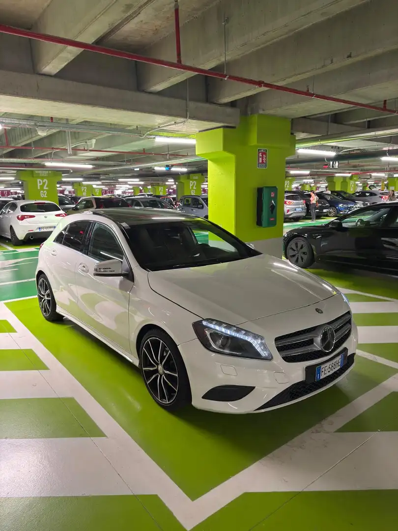 Mercedes-Benz A 180 cdi Dark Night edition auto E6 - 1